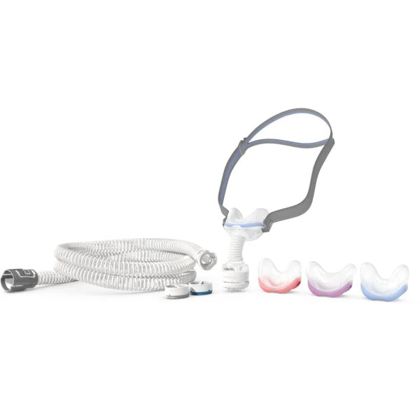 AirMini tubing, N30 mask for AirMini including all 3 cushion sizes, HumidX and HumidX plus laid out and highlighting components in N30 Setup pack for AirMini.