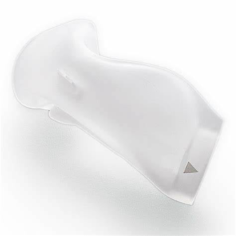 Replacement cushion for the Philips Respironics Dreamwear nasal mask, transparent and with a contoured design.